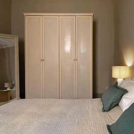 Charming & Authentic 1br In Historic Center, Near The Duomo * Florence