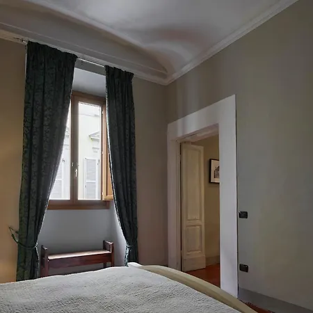 Charming & Authentic 1br In Historic Center, Near The Duomo Apartment Florence