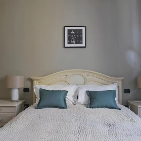 Charming & Authentic 1br In Historic Center, Near The Duomo
